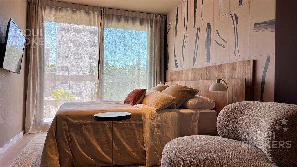 Venta apartamento de dos dormitorios en Parque Rodó - 323