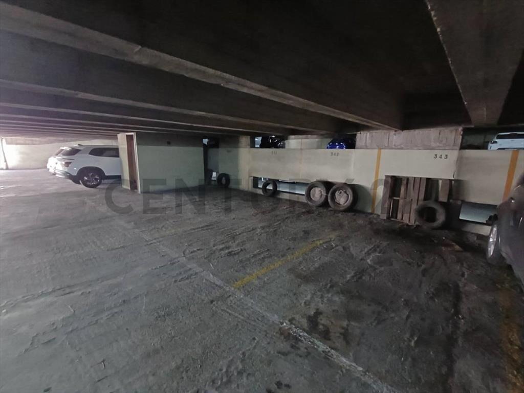 VENTA DE 11 COCHERAS ,SOBRE COLONIA EN EXCELENTE UBICACION