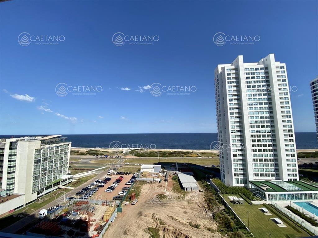 Apartamento 2 dormitorios playa brava Punta del a
