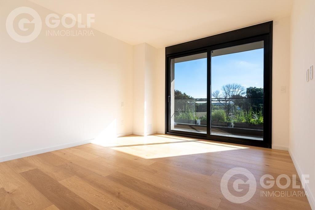 Venta de apartamento 3 dormitorios TRENTO