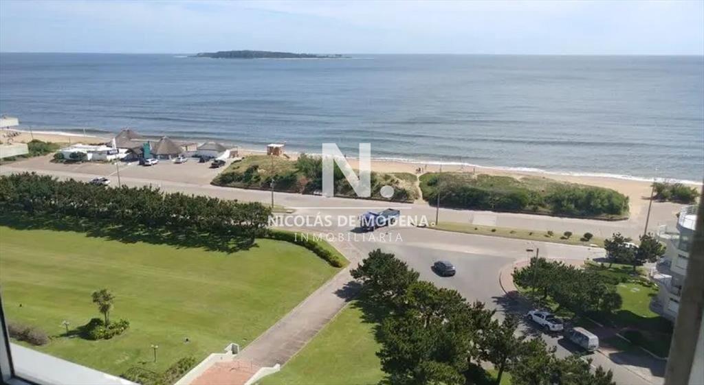 Apartamento en venta primera linea