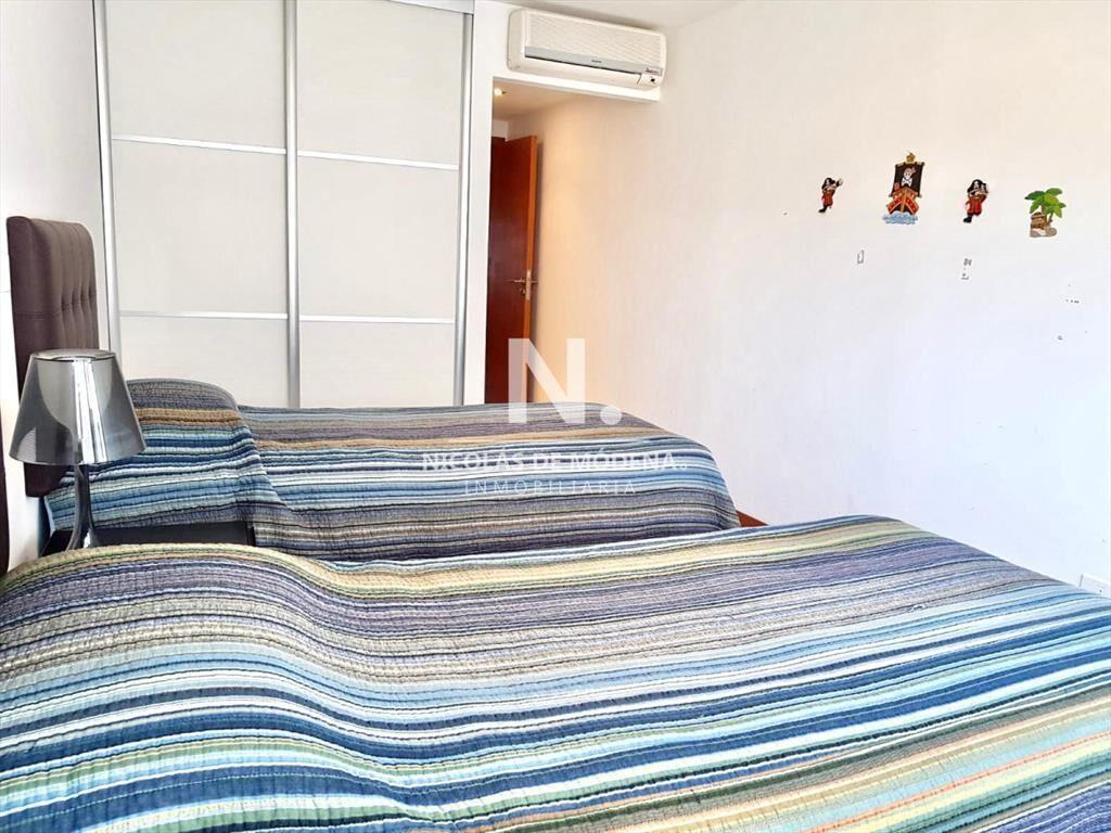 Excelente apartamento con 3 dormitorios - Playa Brava