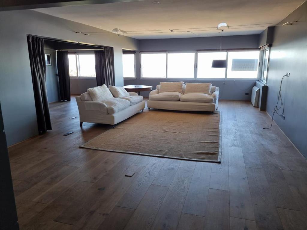 Rambla y 26, piso alto, reciclado, 171 m2, garaje !!