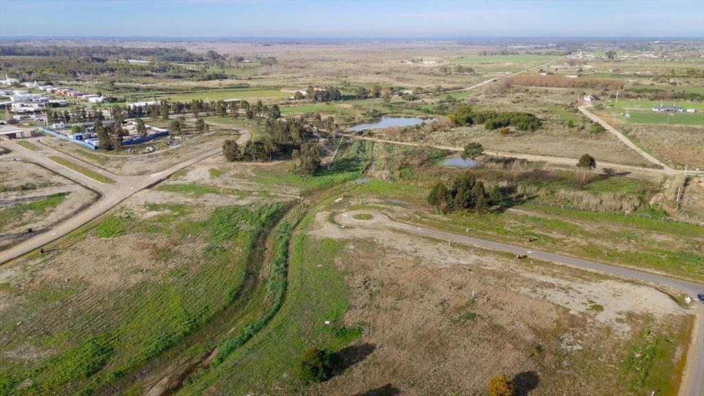 Venta Terreno, frente al lago, Cavas de la Tahona