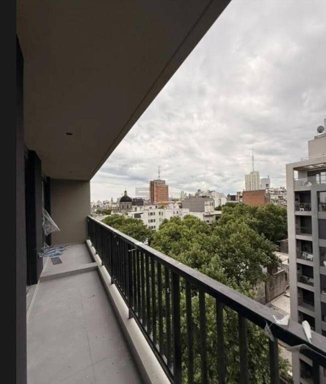 Se vende apartamento de un dormitorio y garage en Cordón Su