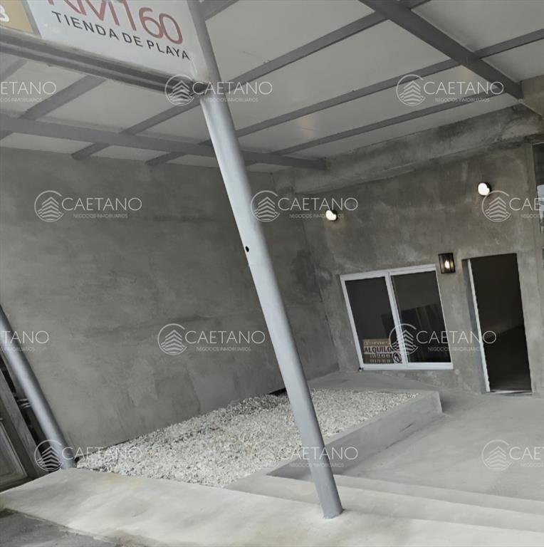 La Barra (Ruta 10): espacio para local comercial