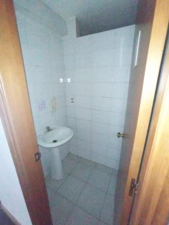 Plaza Independencia , 570 m2 llanos, piso alto con la mejor