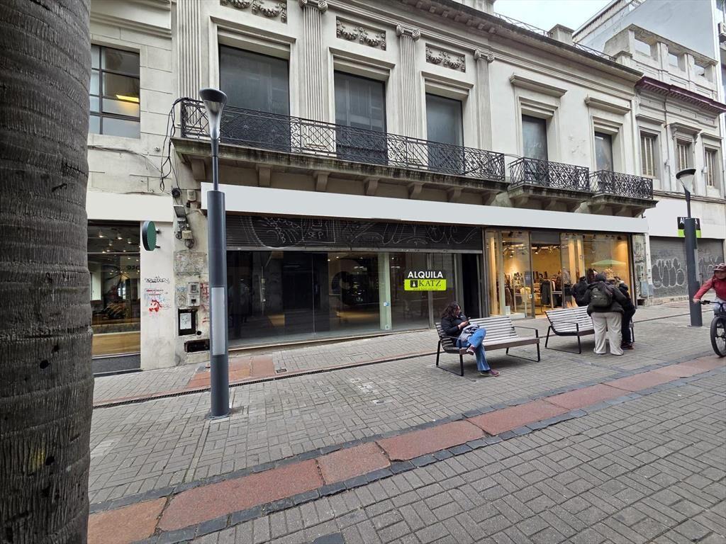 Sarandi y Bartolome Mitre, 8 mts de frente, 150 m2, excelen