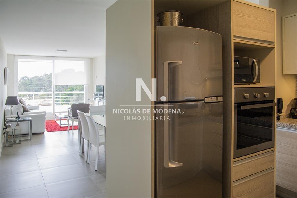Departamento de 2 dormitorios en venta, Punta del Este