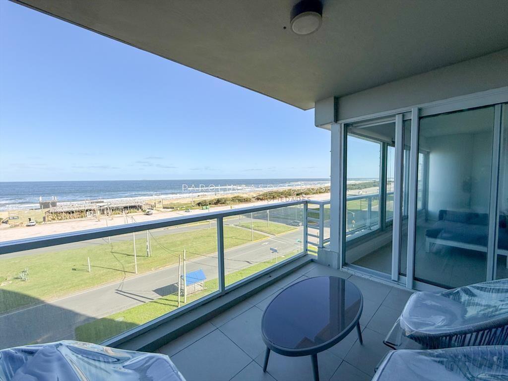 Apartamento en venta de 2 dormitorios y de en Le