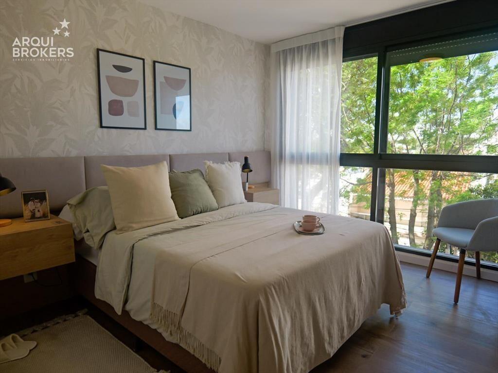 Apartamento de 2 dormitorios en venta con renta en Malvín -