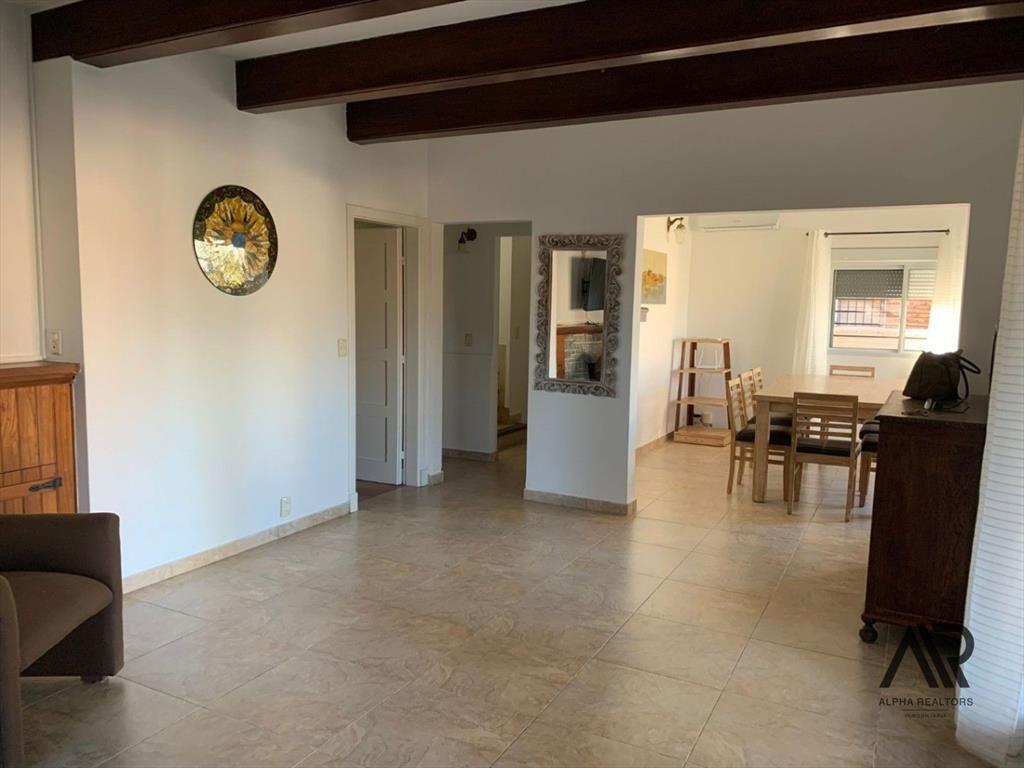 Gran casa en alquiler en Peninsula, proximo al faro
