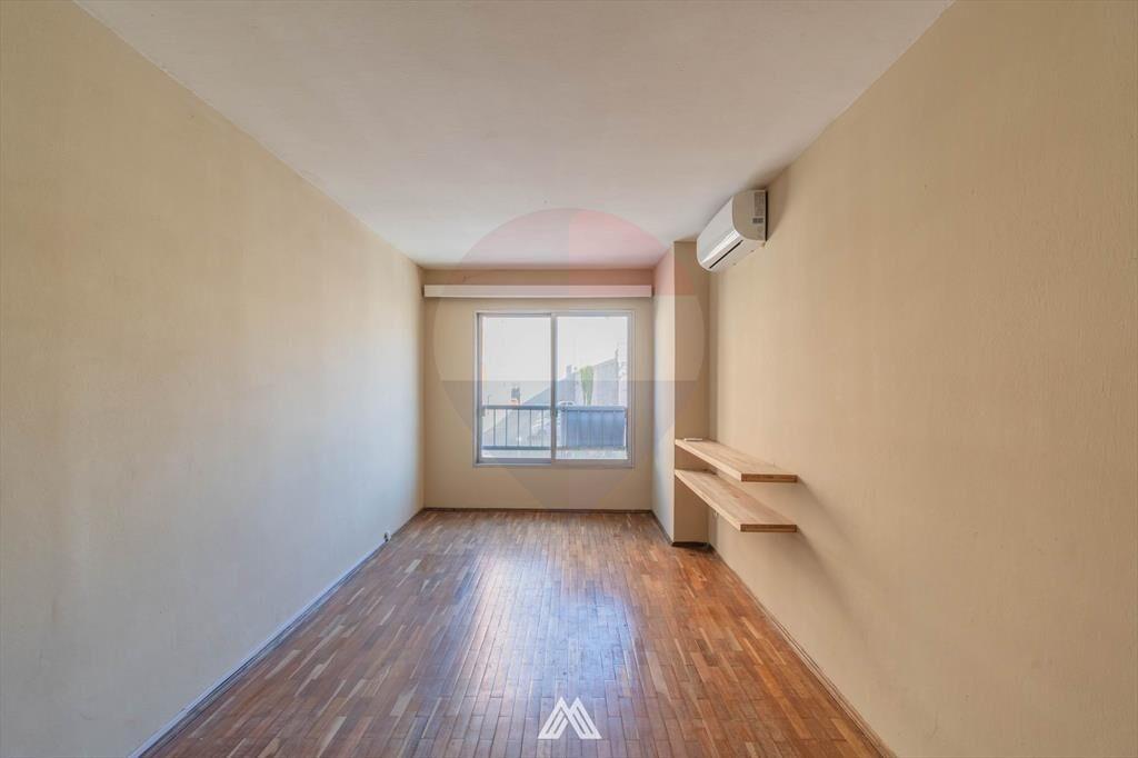 Venta, apartamento de 3 dormitorios en Barrio Sur