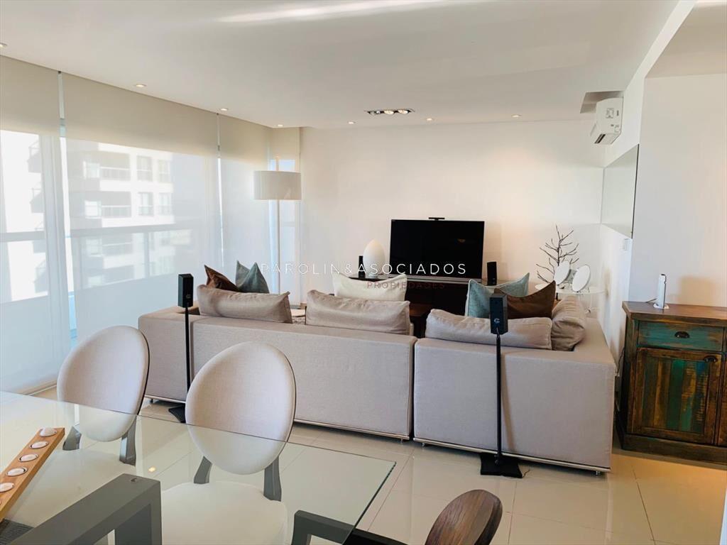 Apartamento en venta de 3 dormitorios en Brava