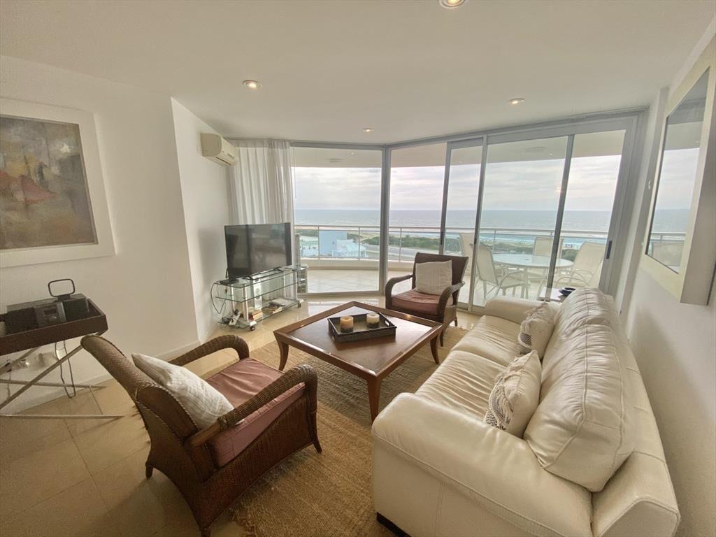 VENTA APARTAMENTO 3 DORMITORIOS + DEPENDENCIA - SOL Y LUNA