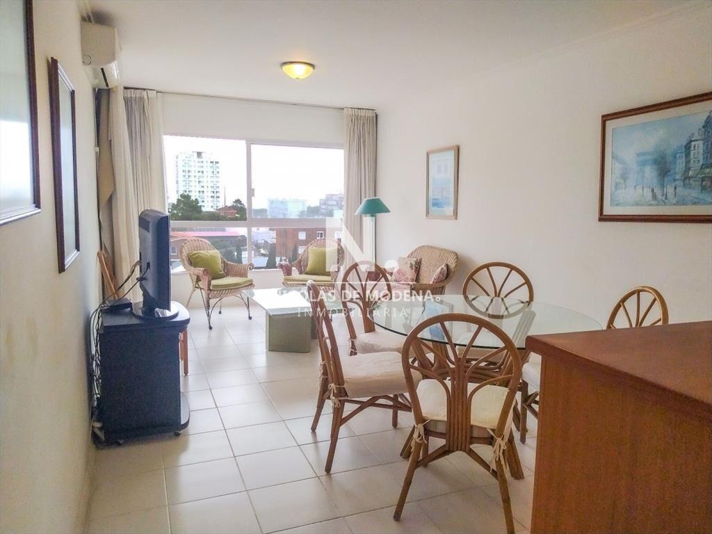 Torre con amenities