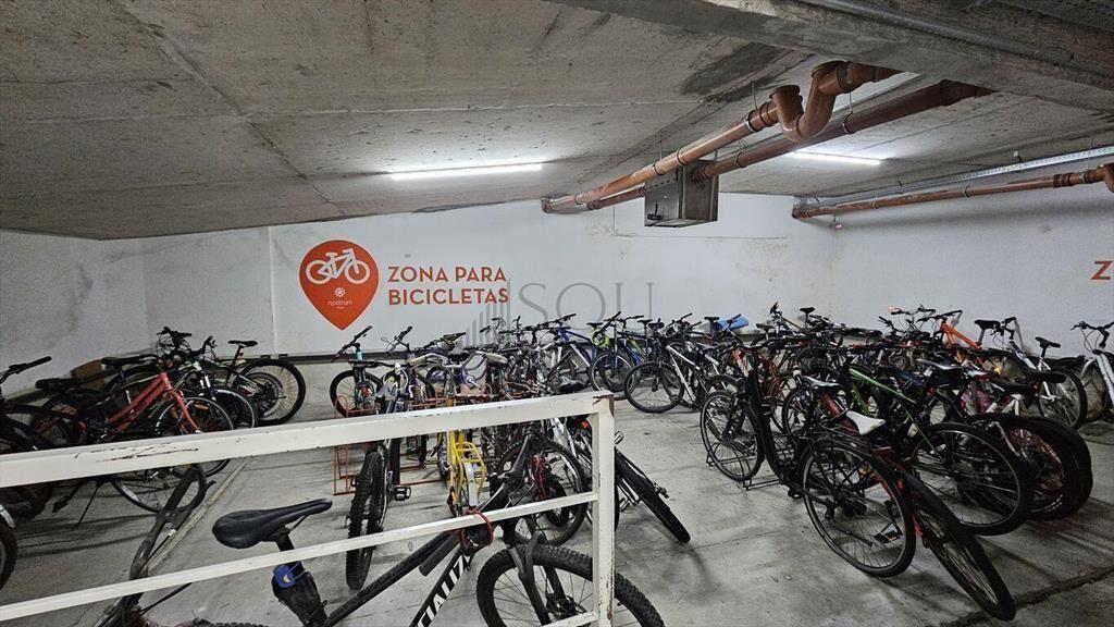 Alquiler apartamento 2 dormitorios y garage Cordón