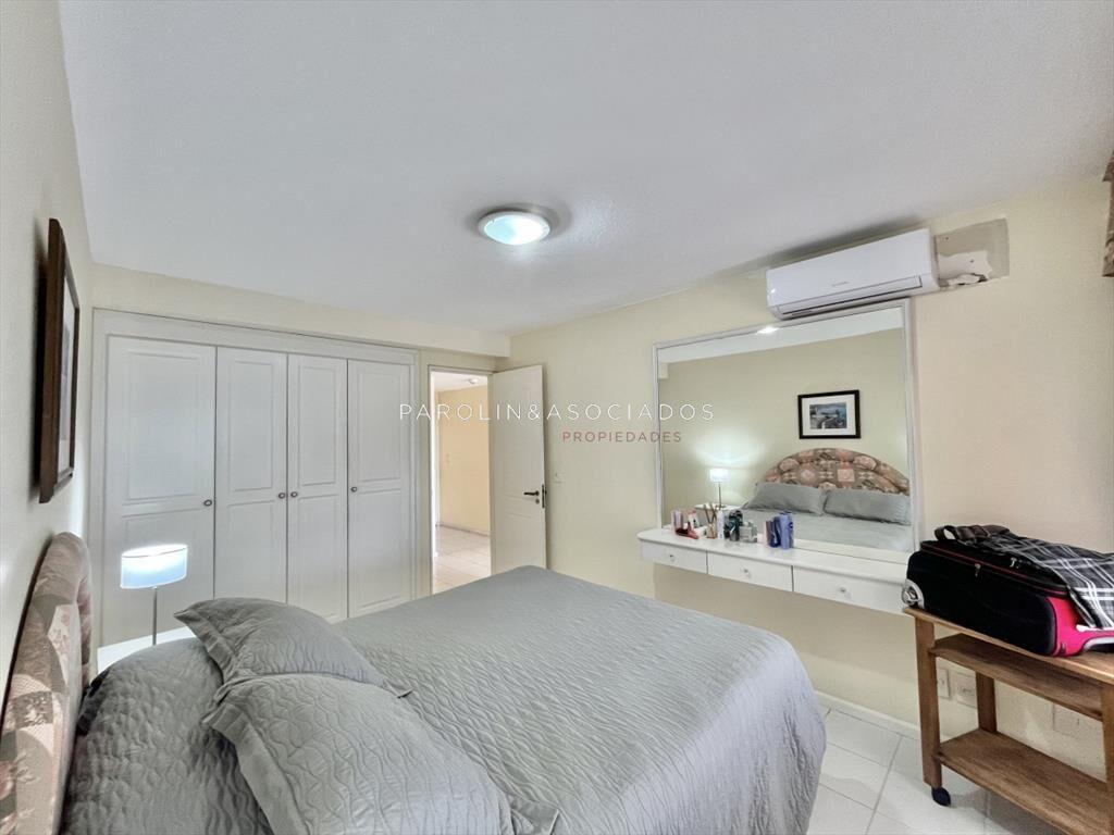 Apartamento en venta en Mansa, Punta del Este.