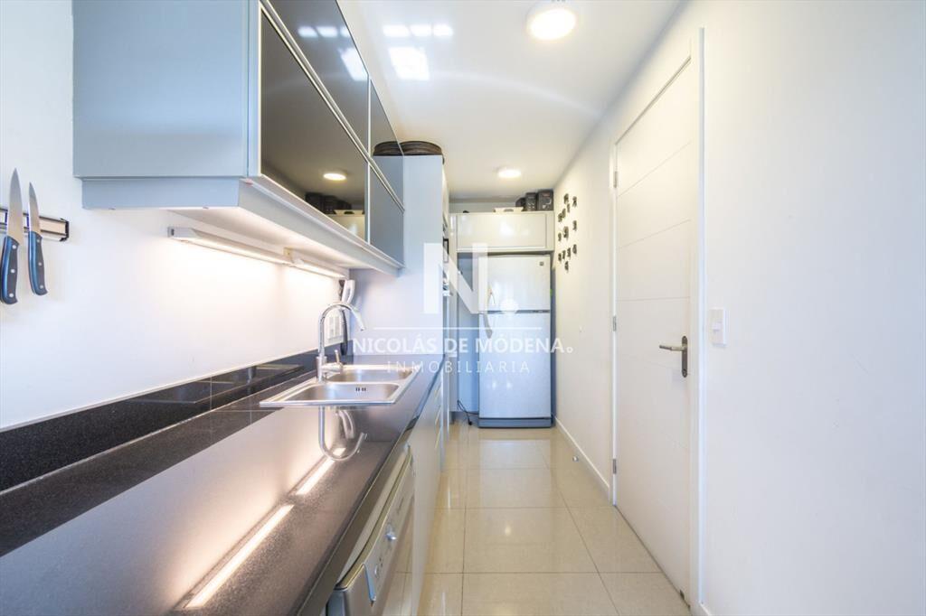 En venta apartamento de 3 dormitorios en suite,