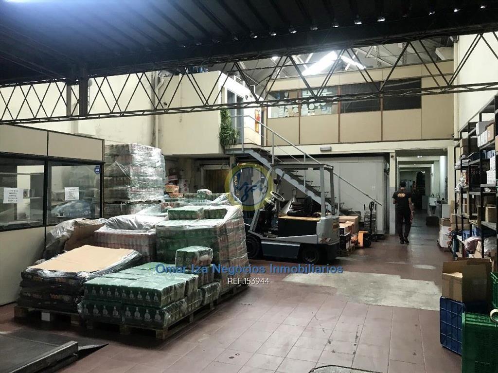 IZA. CON RENTA Local industrial galpon deposito aguada