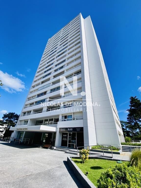 Apartamento en Punta del Este de 3 dormitorios en