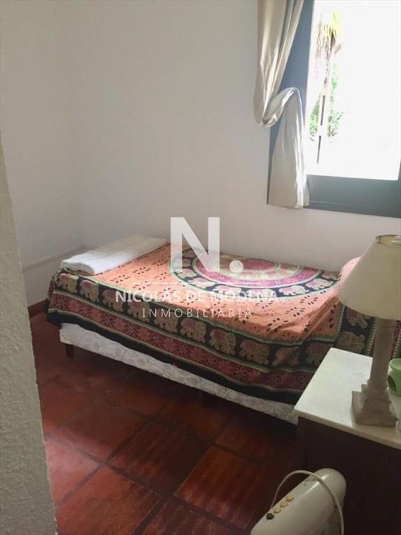 Venta de Casa 4 DORMITORIOS en La Barra, Punta