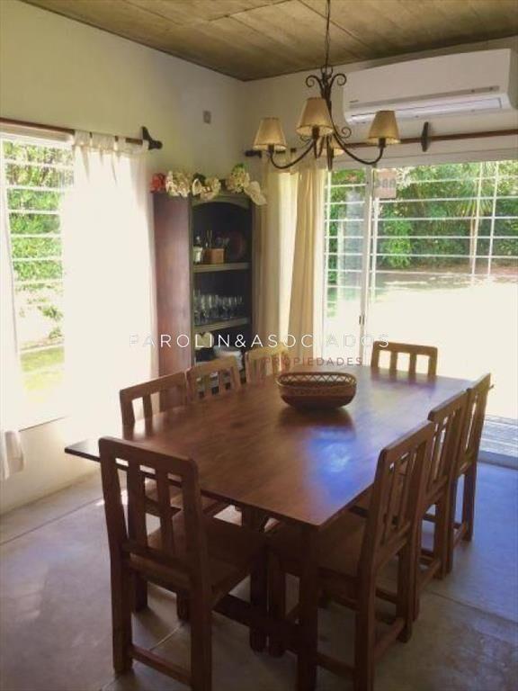 Casa en venta de 3 dormitorios en La Barra, Punta del Este.