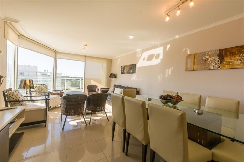 DEPARTAMENTO DE 3 DORMITORIOS EN OCEAN DRIVE, PUNTA DEL EST