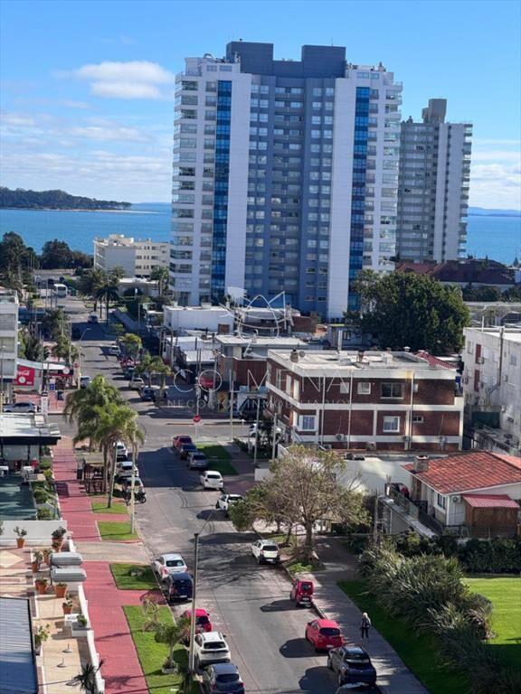 Hermosa unidad en venta con vista al mar