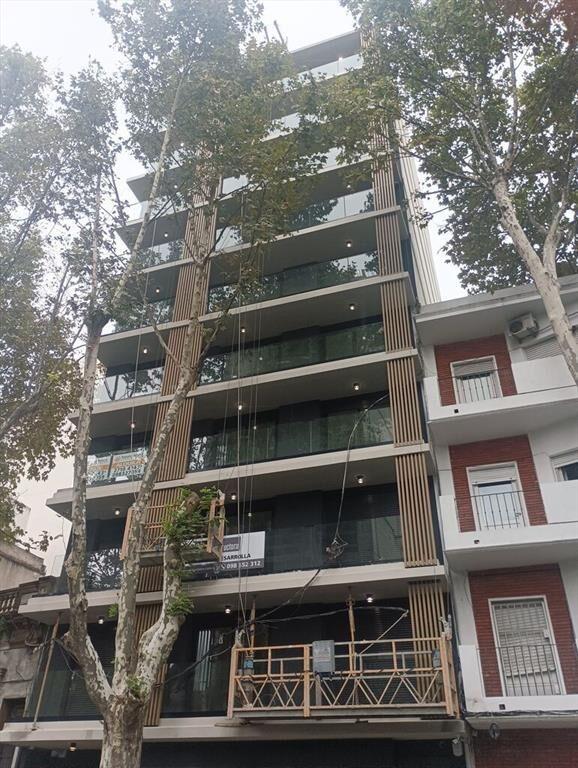 Torres Mundra, Monterroso y Requena