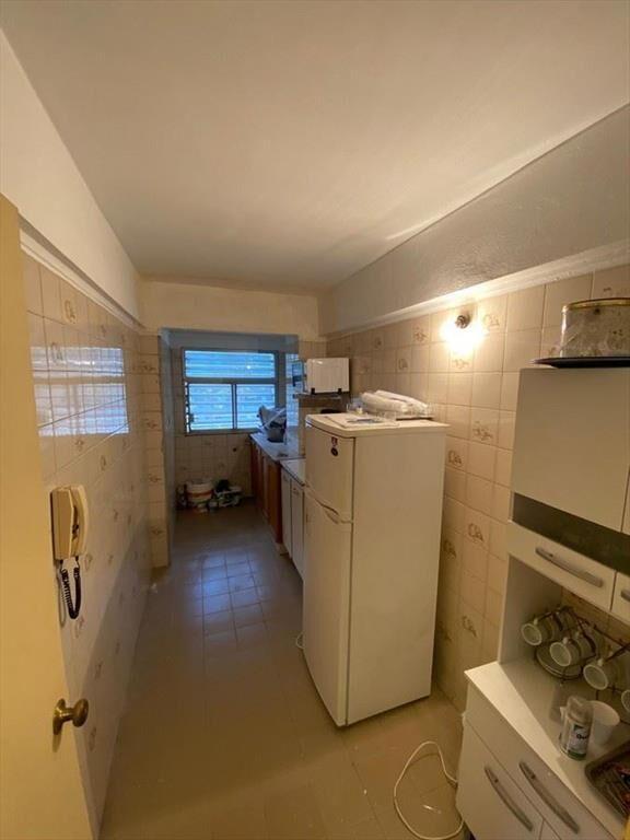 VENTA DE 3 APARTAMENTOS PARA RENTA U OFICINAS PATIO PROPIO