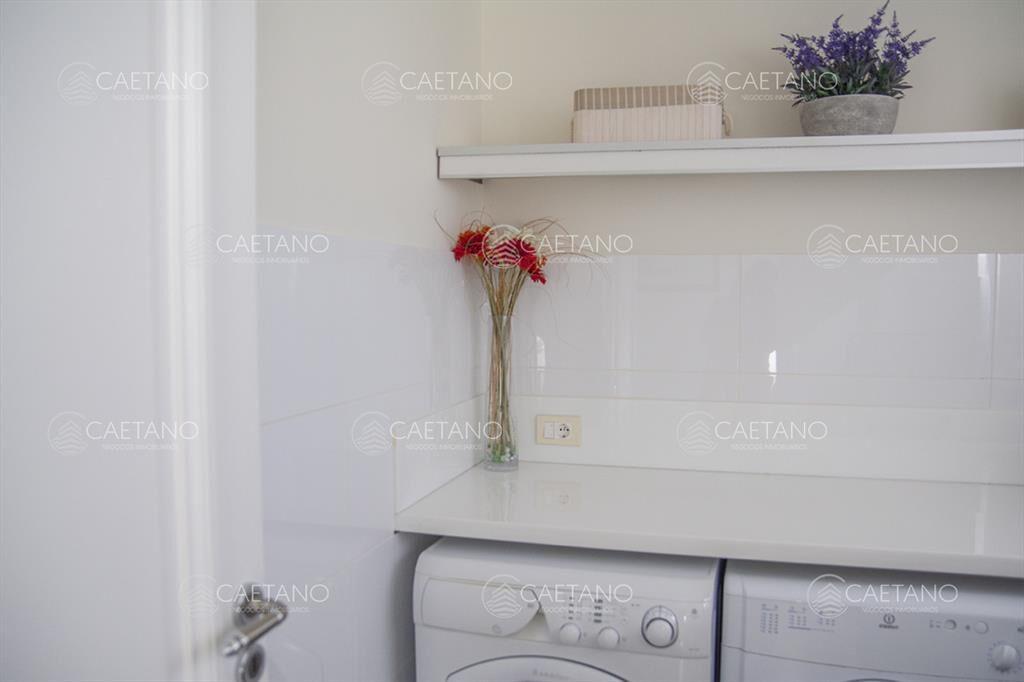 Vende apartamento de 3 dormitorios en Torre I, al