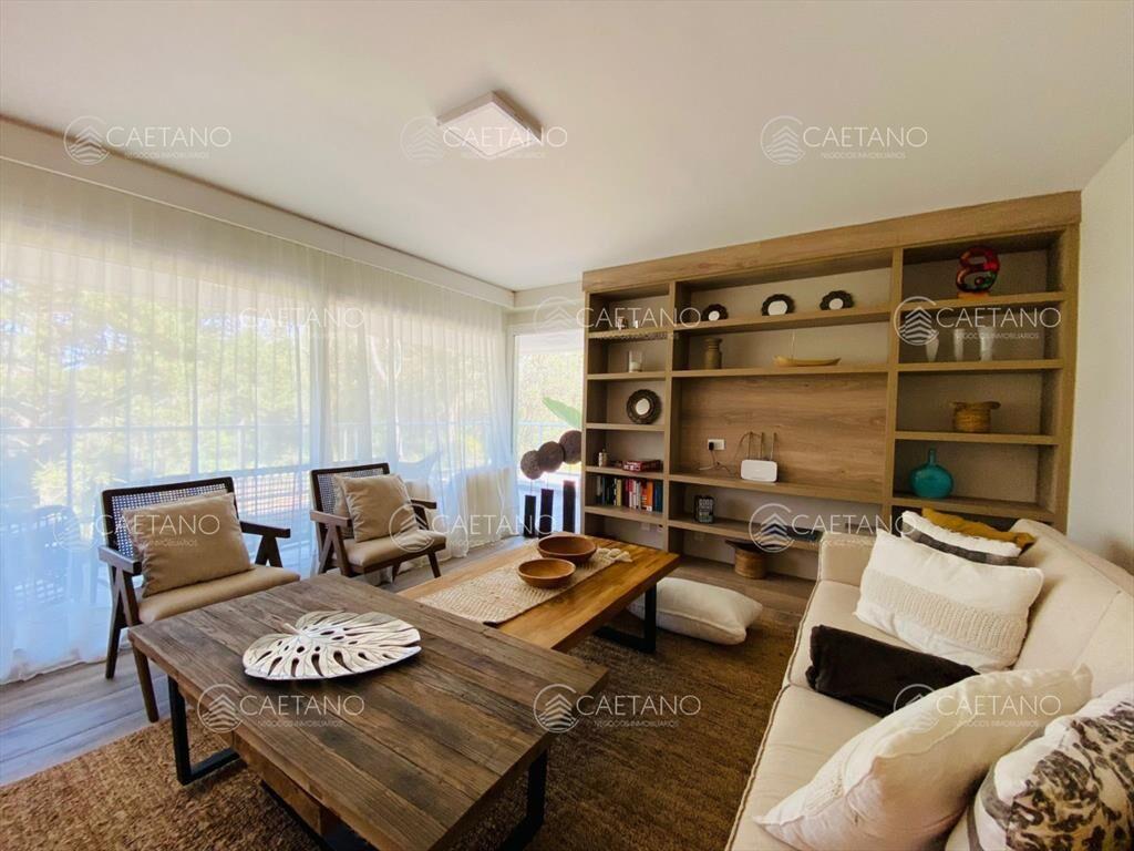 Apartamento en Venta Tres Suites y Dependencia