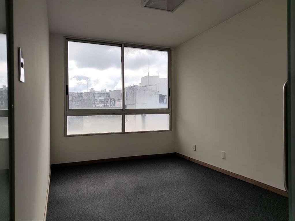 ALQUILER- VENTA OFICINA - PLAZA INDEPENDENCIA - CENTRO