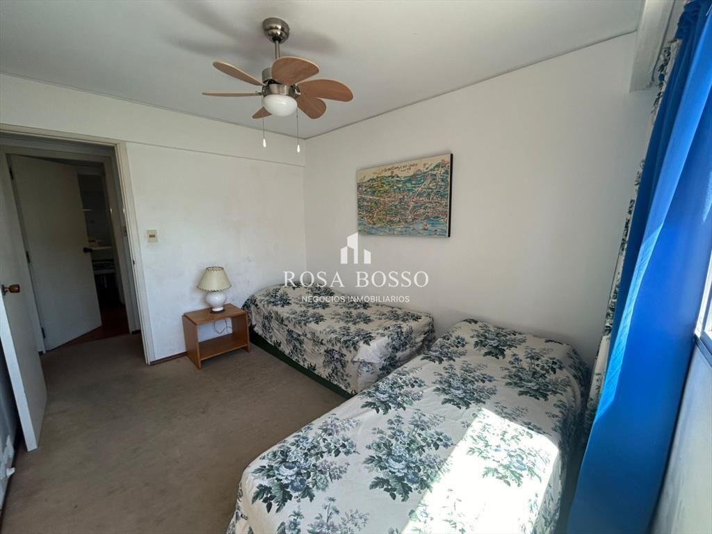 Apartamento Venta 4 dormitorios en Playa Mansa,
