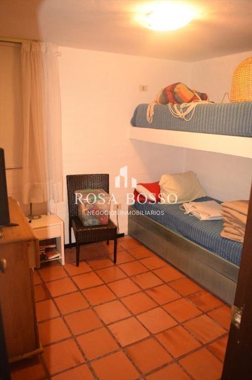 Apartamento en Brava, 3 dormitorios *
