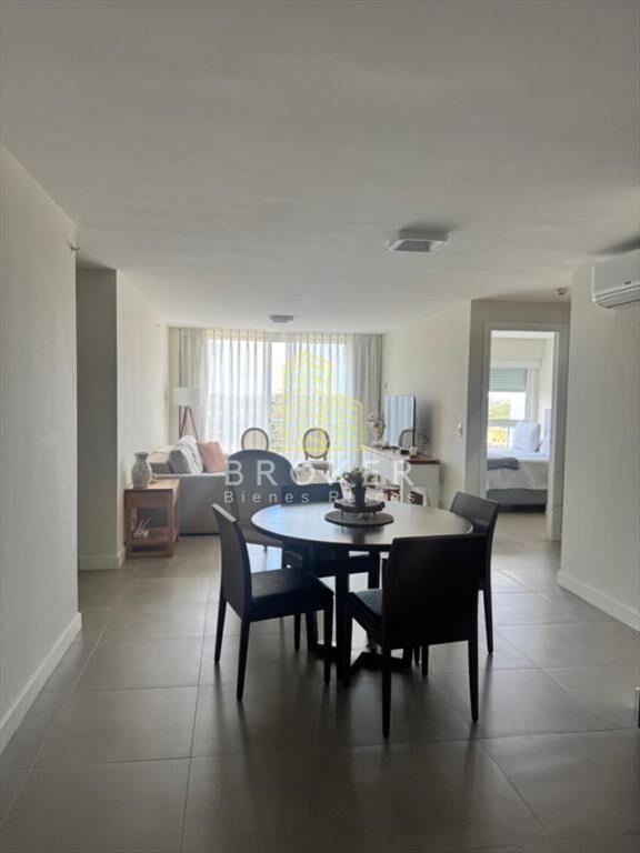 Venta apartamento 2 dormitorios Torre Greenlife Piso Alto