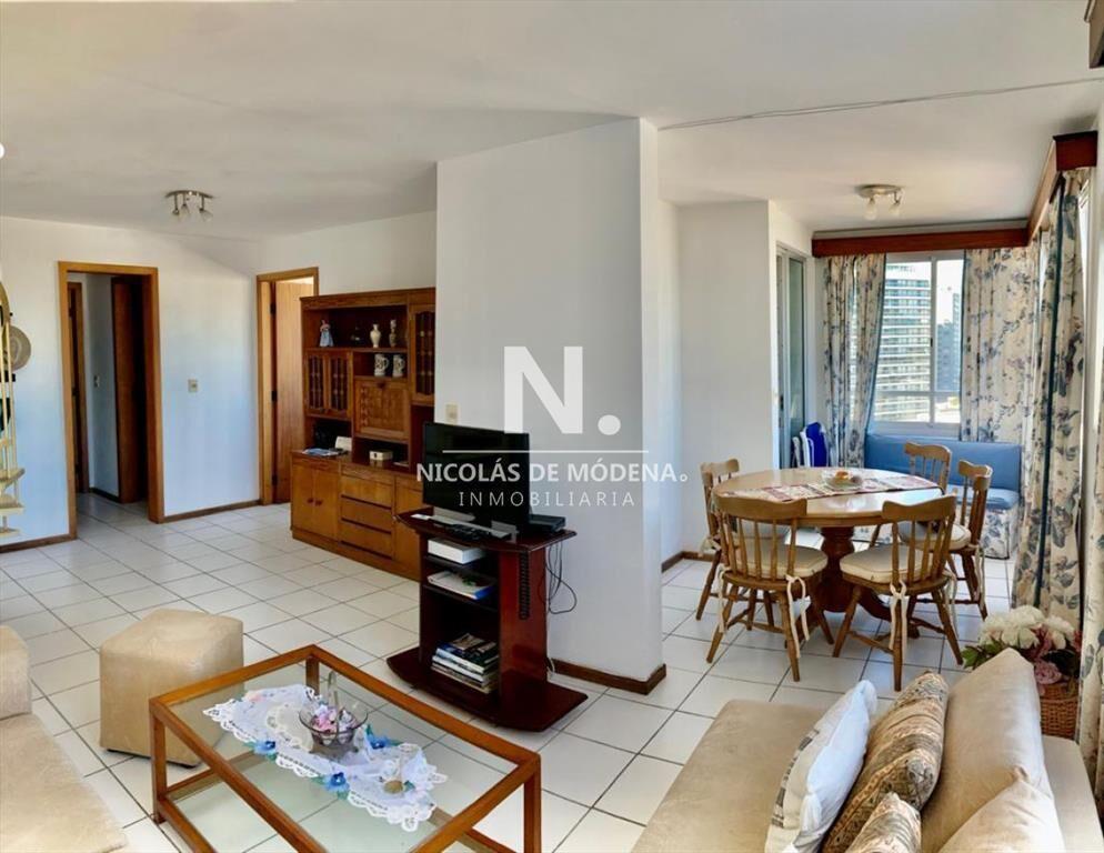 Departamento Pent house con parrillero en venta