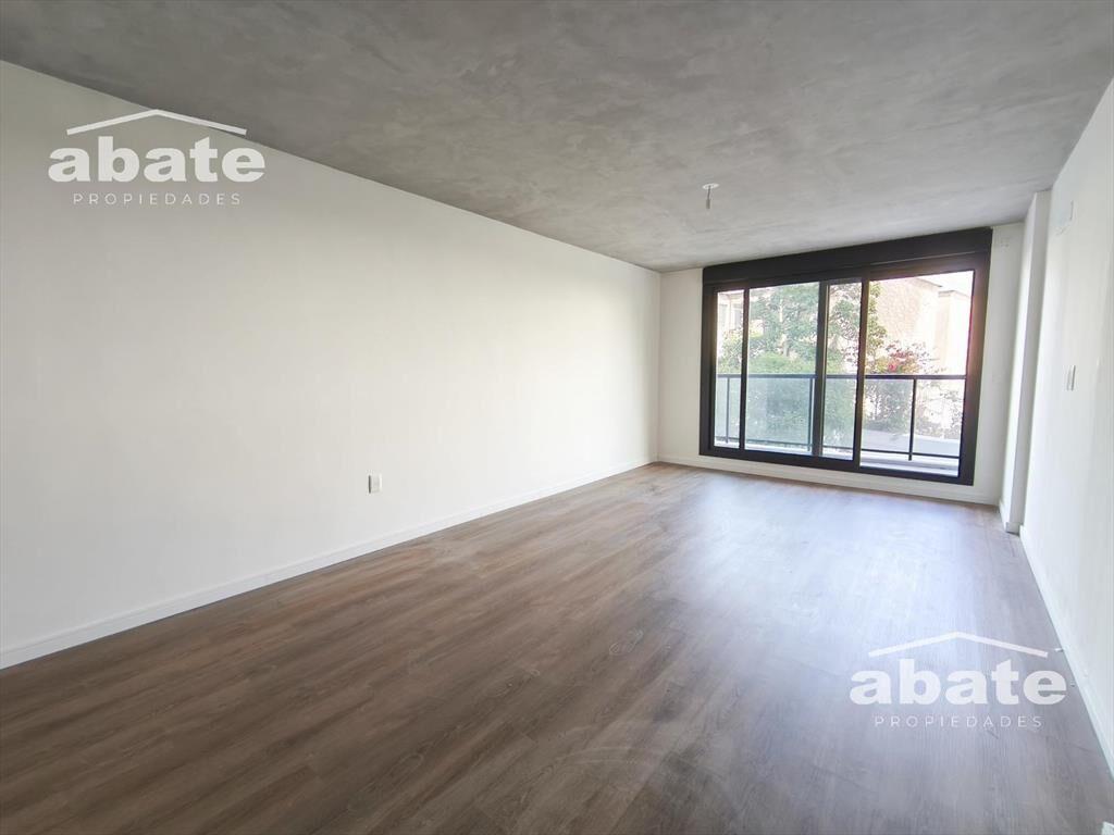 Alquiler de Apartamento de dos Dormitorios y dos Baños en P