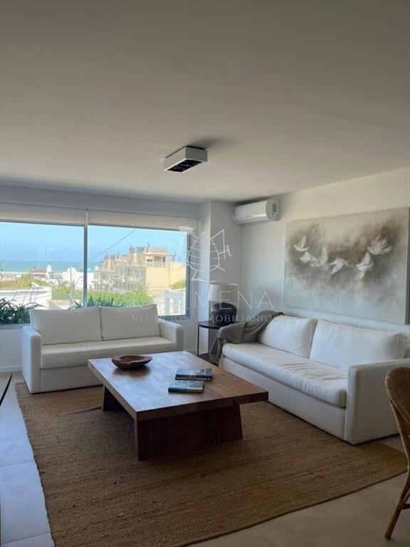 Muy buen apartamento 3 dor en suite - Playa - La