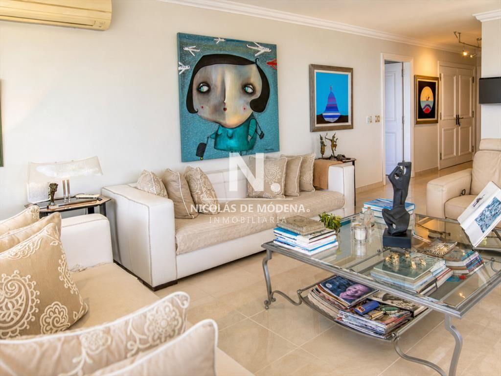 Departamento de 3 dormitorios en suite y  en en