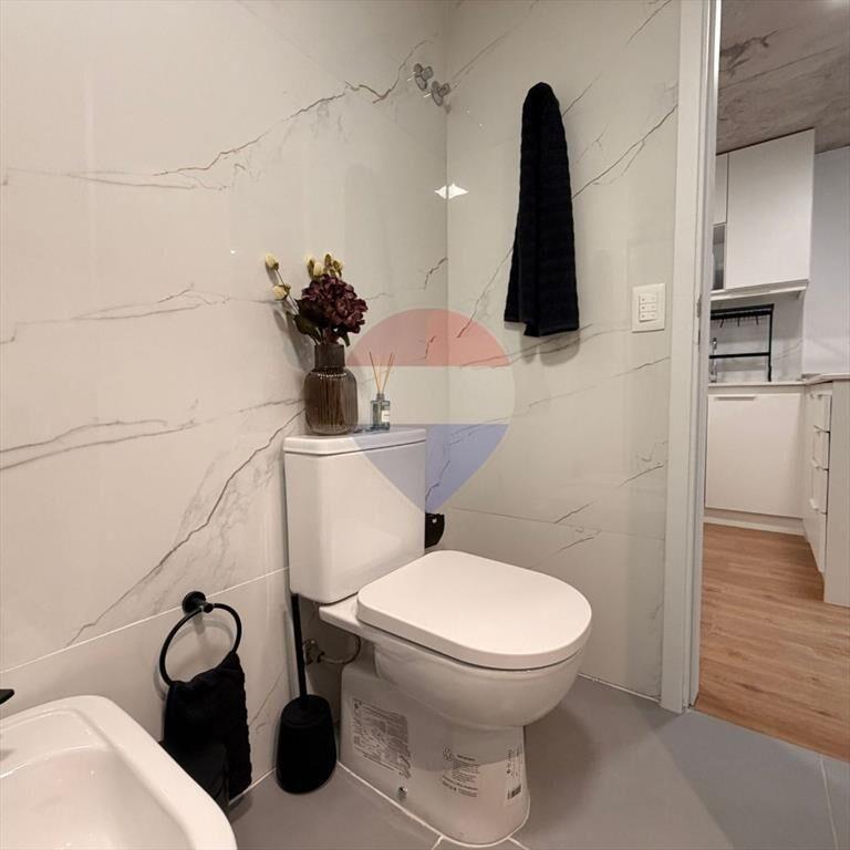 VENTA DEPTO CENTRO 1 DORMITORIO C PARRILLERO