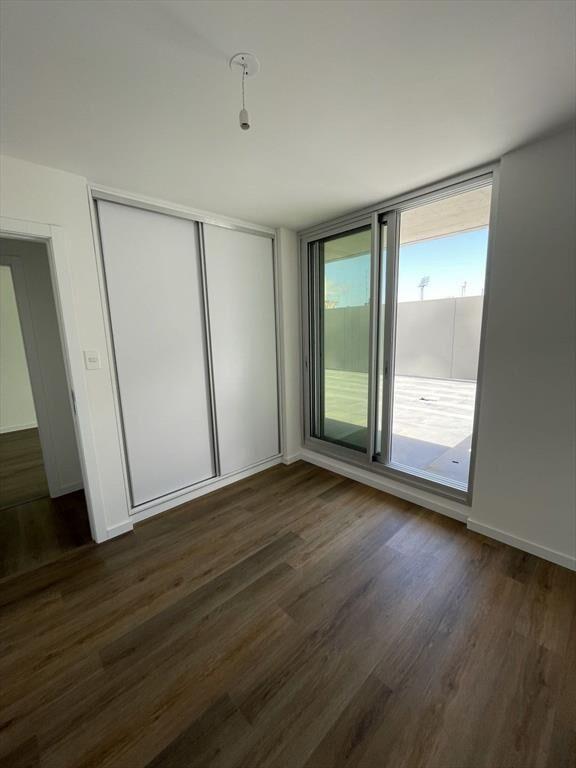 Venta con renta apartamento 2 dormitorios con garaje y pa...