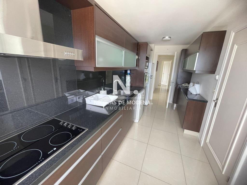 Disponible en Alquiler, apartamento de 2 dormitorios en Bra