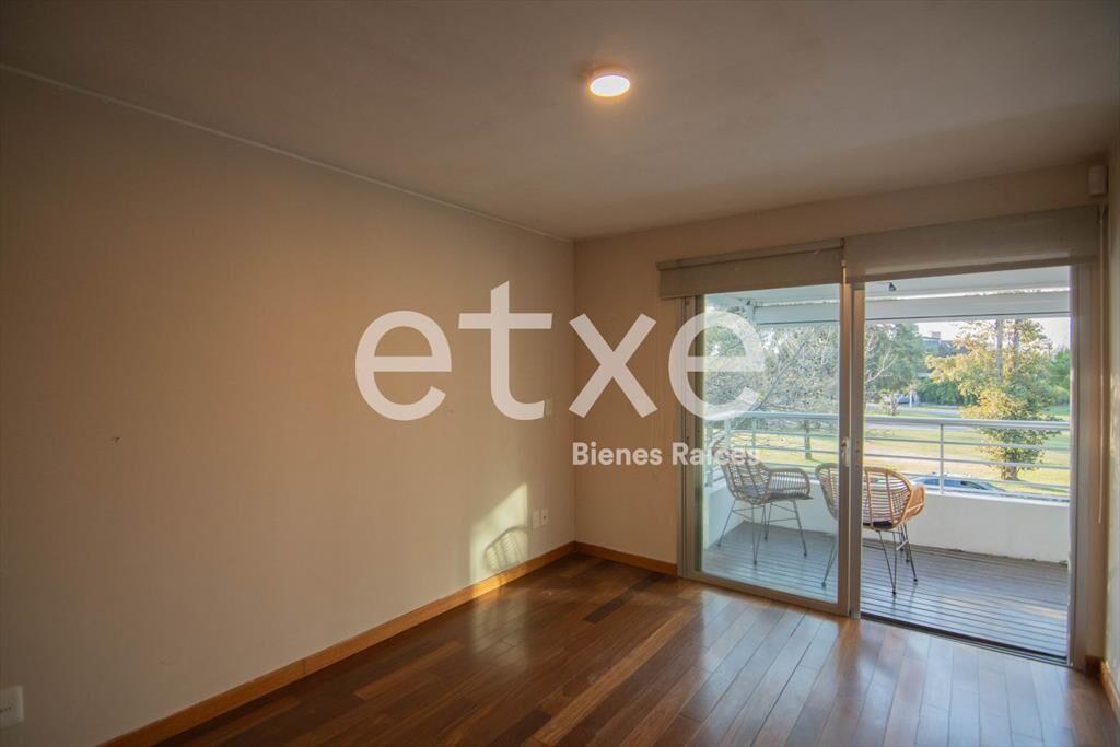Apartamento en Venta Carrasco...