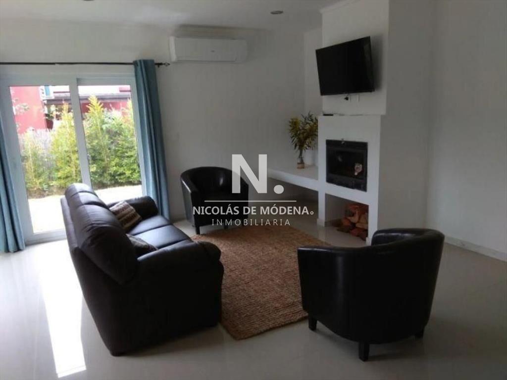 CASA 3 DORMITORIOS EN BARRIO PRIVADO