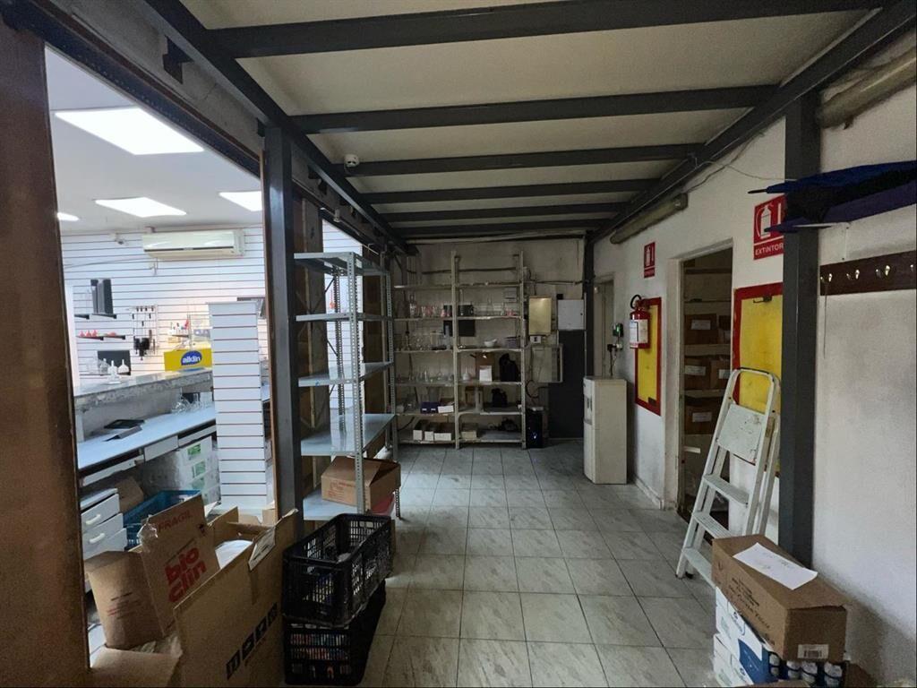Alquiler local comercial de 160m2 en el Centro