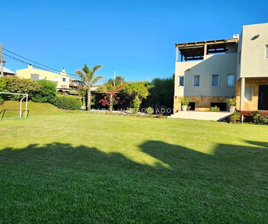 Casa en venta de 3 dormitorios en TÃ­o Tom, Punta Ballena.