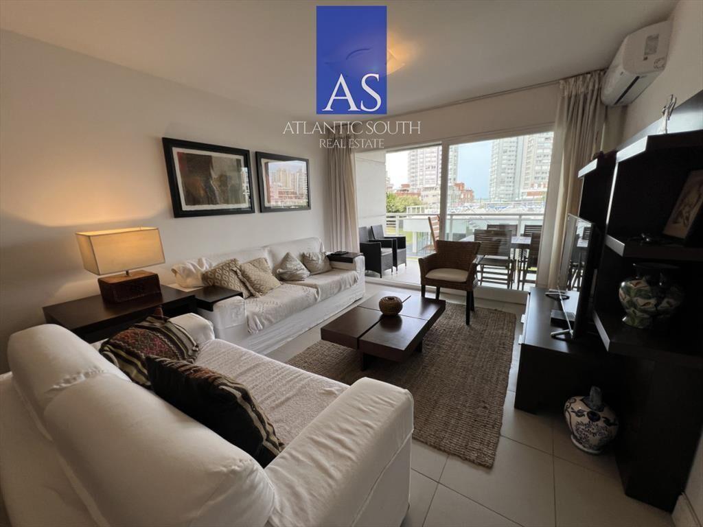 Apartamento moderno 2 dormitorios parrillero del