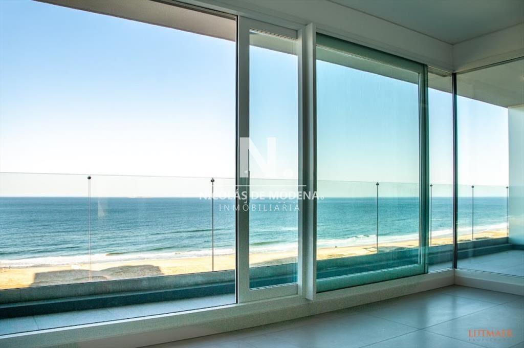 Vende apartamento de 3 dormitorios en Brava , del